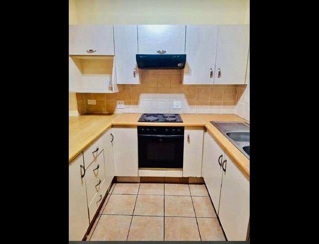 2 BEDROOM PROPERTY TO RENT IN CAVERSHAM GLEN
